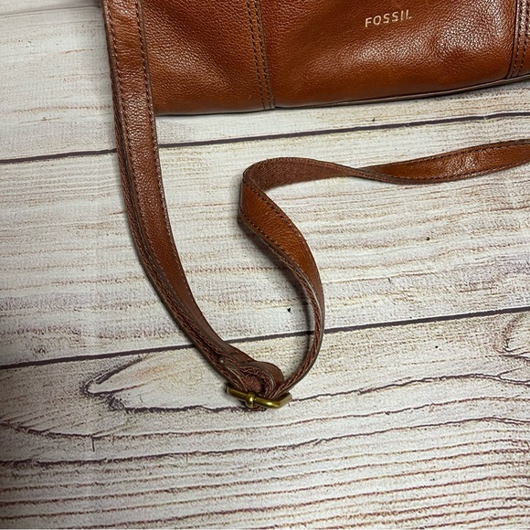 Fossil “Sara” Satchel Handbag Purse Leather - Picture 3 of 13